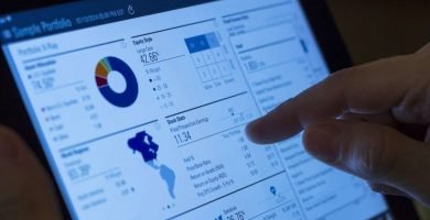 Claves para entender la economía del 2022 e invertir en línea